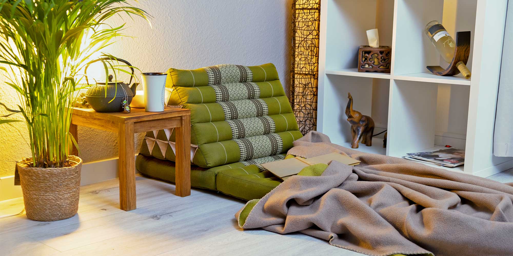 Background image for Hem